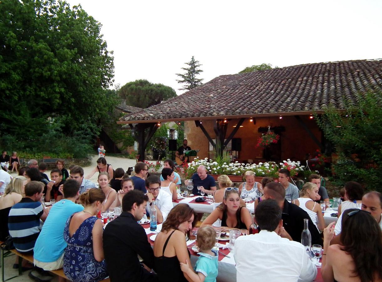 Domaine De Gavaudun Vila Exterior foto